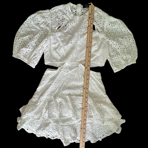 Vici White Ruffled Tiered Dress size small - Picture 9 of 9